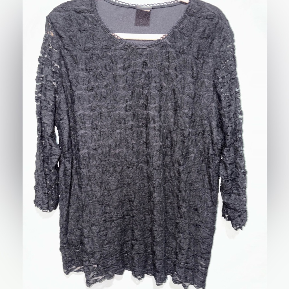 Chic Black Textured Blouse